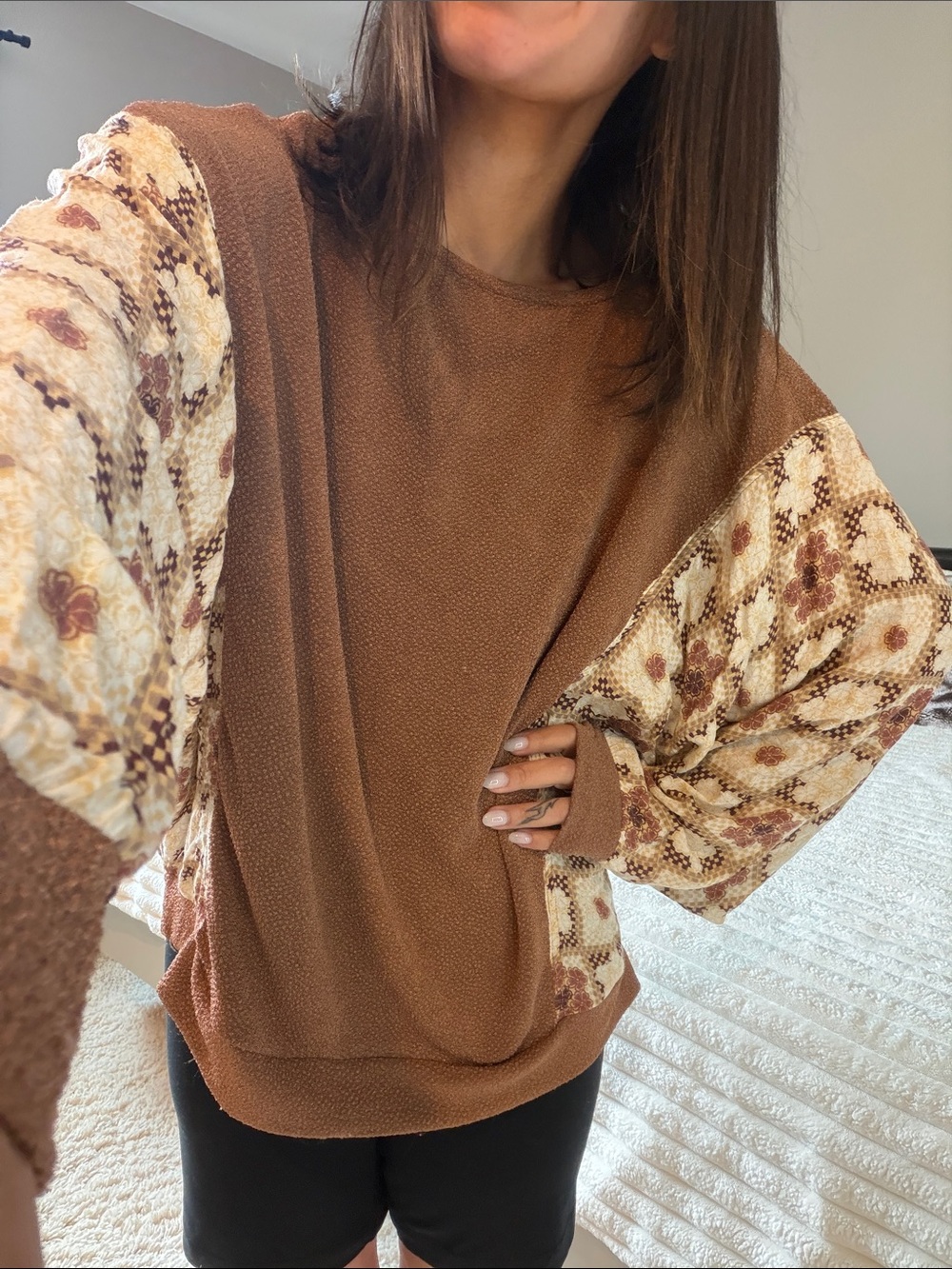 gimmicks by BKE Brown Crewneck Sweater with Cream Floral Patchwork Sleeves